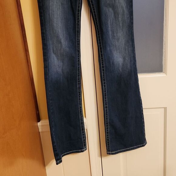 Ariat Women's "Turquoise" Bejeweled Bootcut Jeans in 26 Long (US 2 Long) - Picture 2 of 12